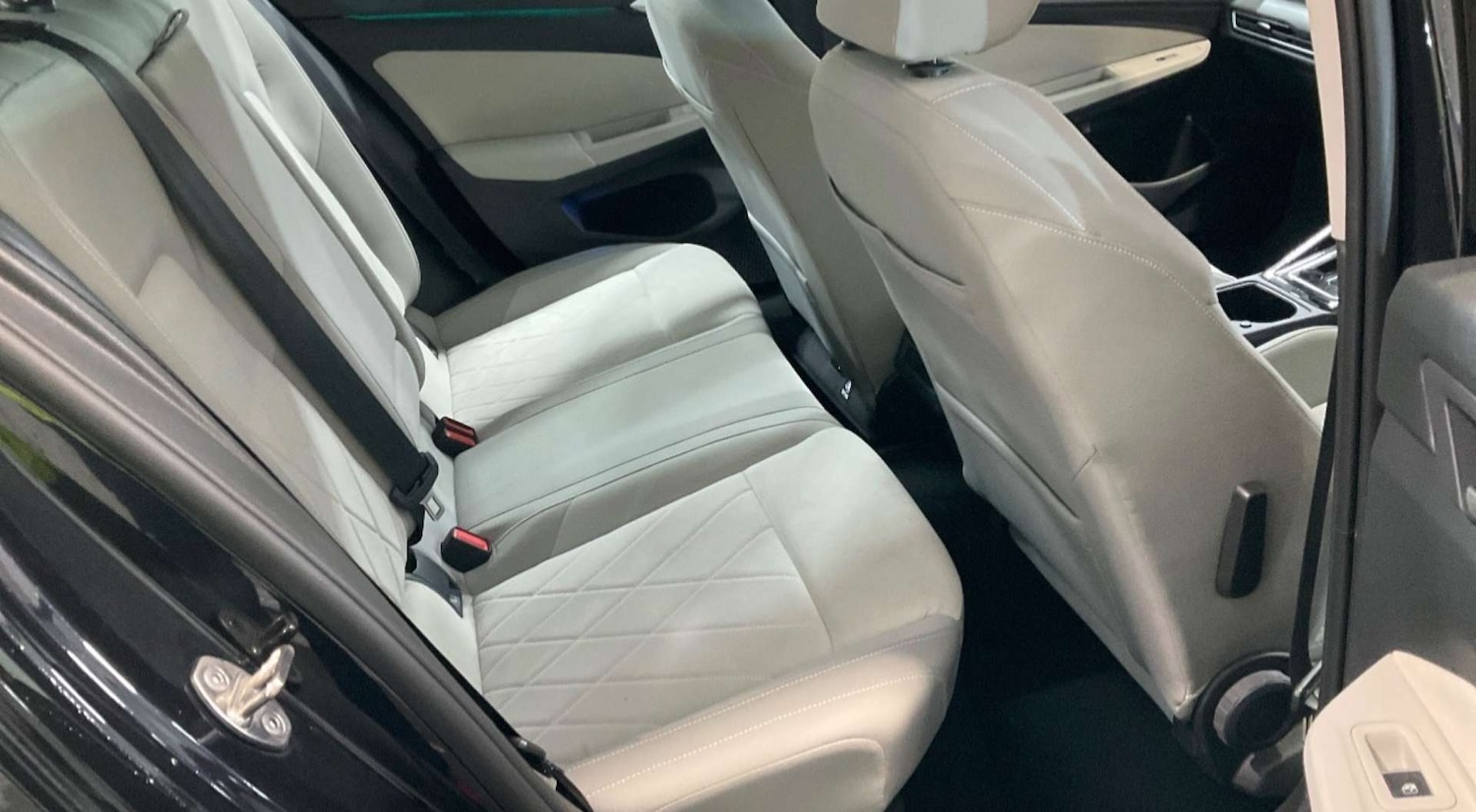 Used Volkswagen Golf 2022 for sale - 76641612: Photo 5