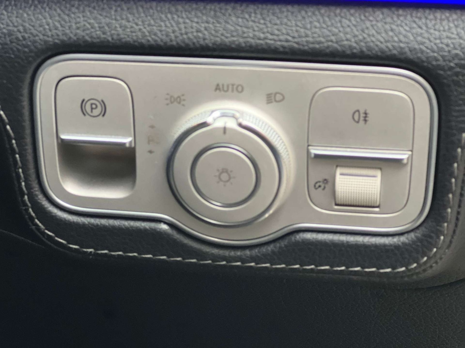 Used Mercedes-Benz GLE 2019 for sale - 76453682: Photo 16