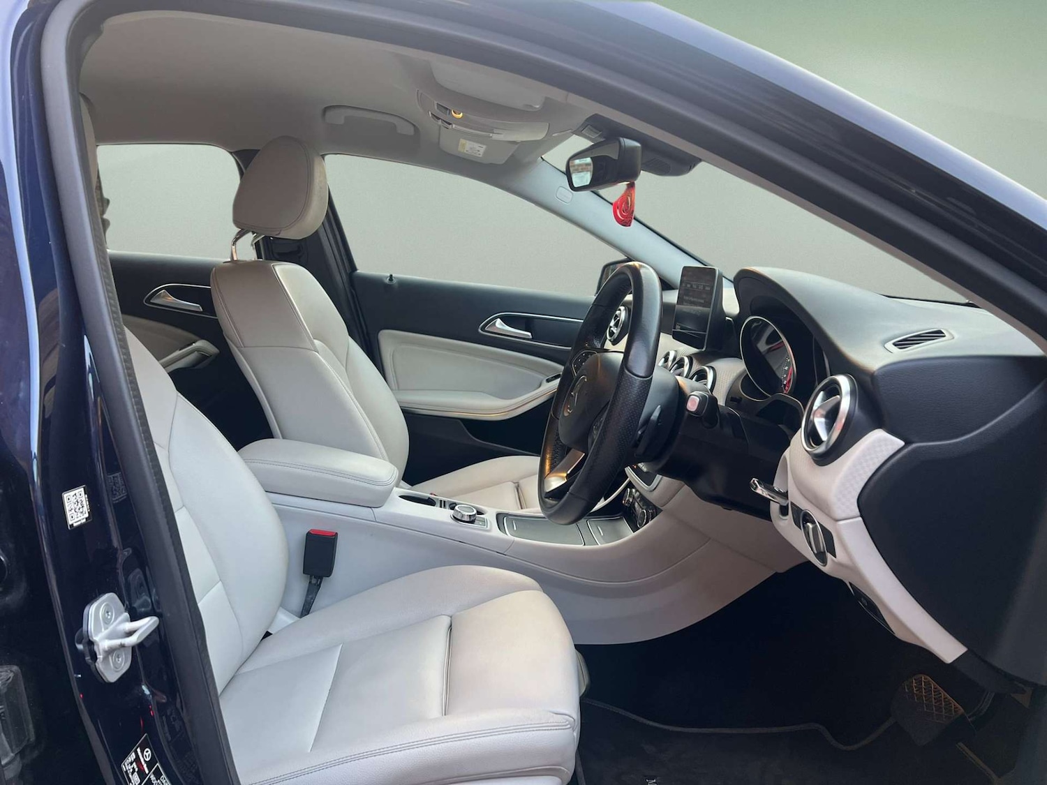 Used Mercedes-Benz A-Class 2018 for sale - 78021334: Photo 10