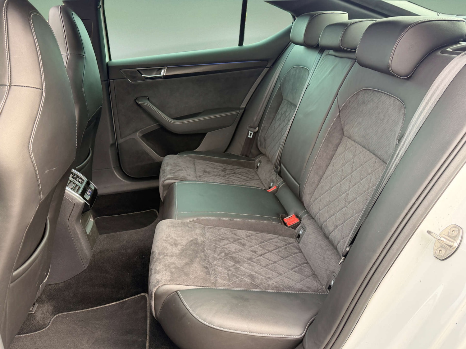 Used Skoda Superb 2020 for sale - 78064257: Photo 10