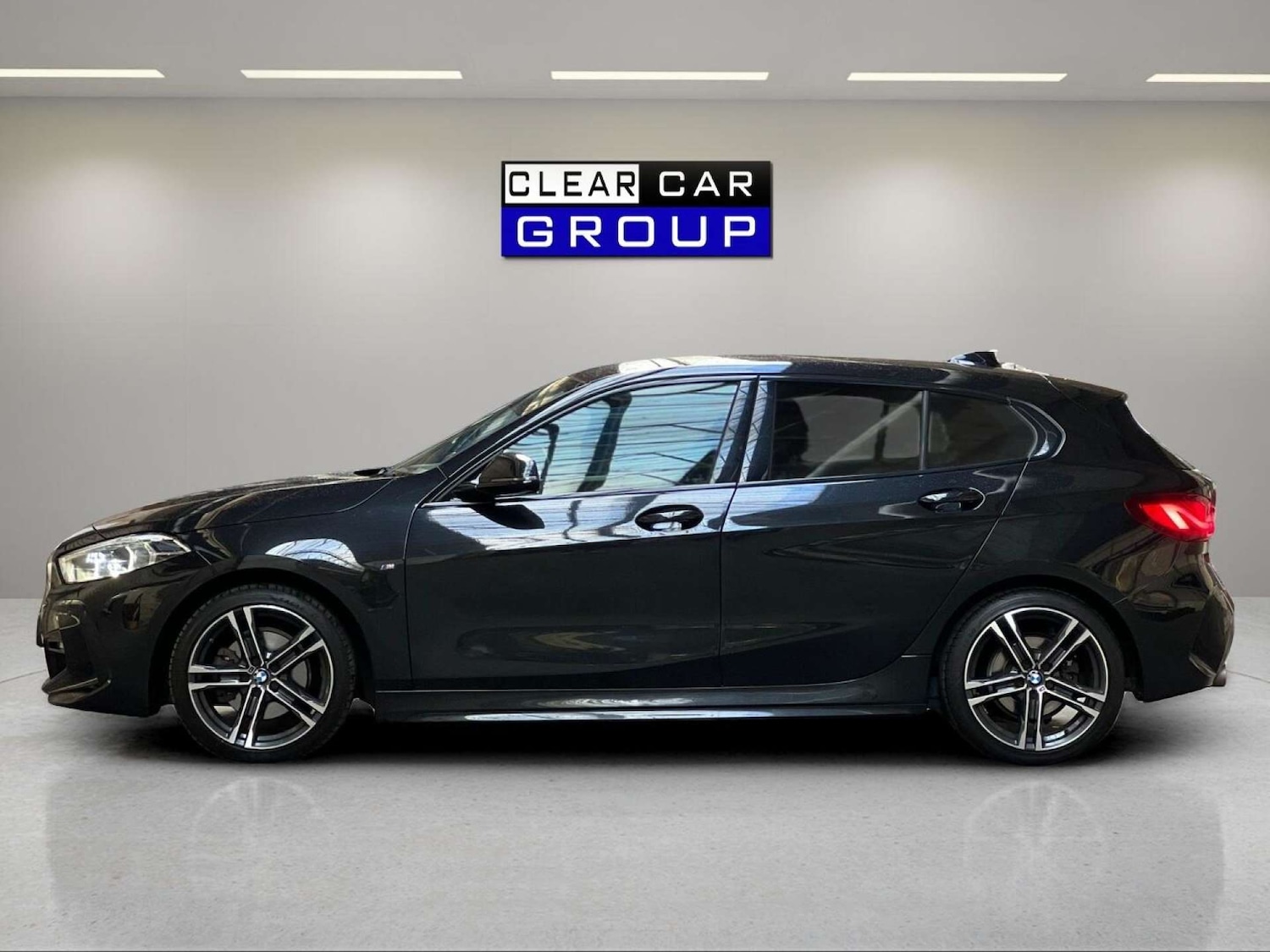 Used BMW 1 Series 2020 for sale - 76107047: Photo 2