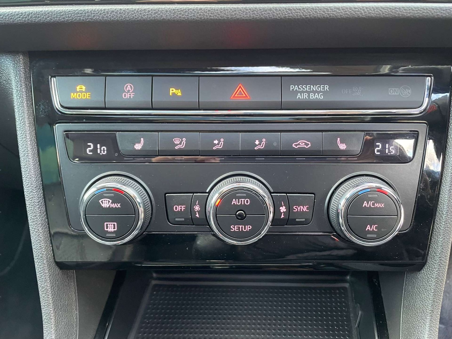 Used SEAT Leon 2019 for sale - 78064272: Photo 12