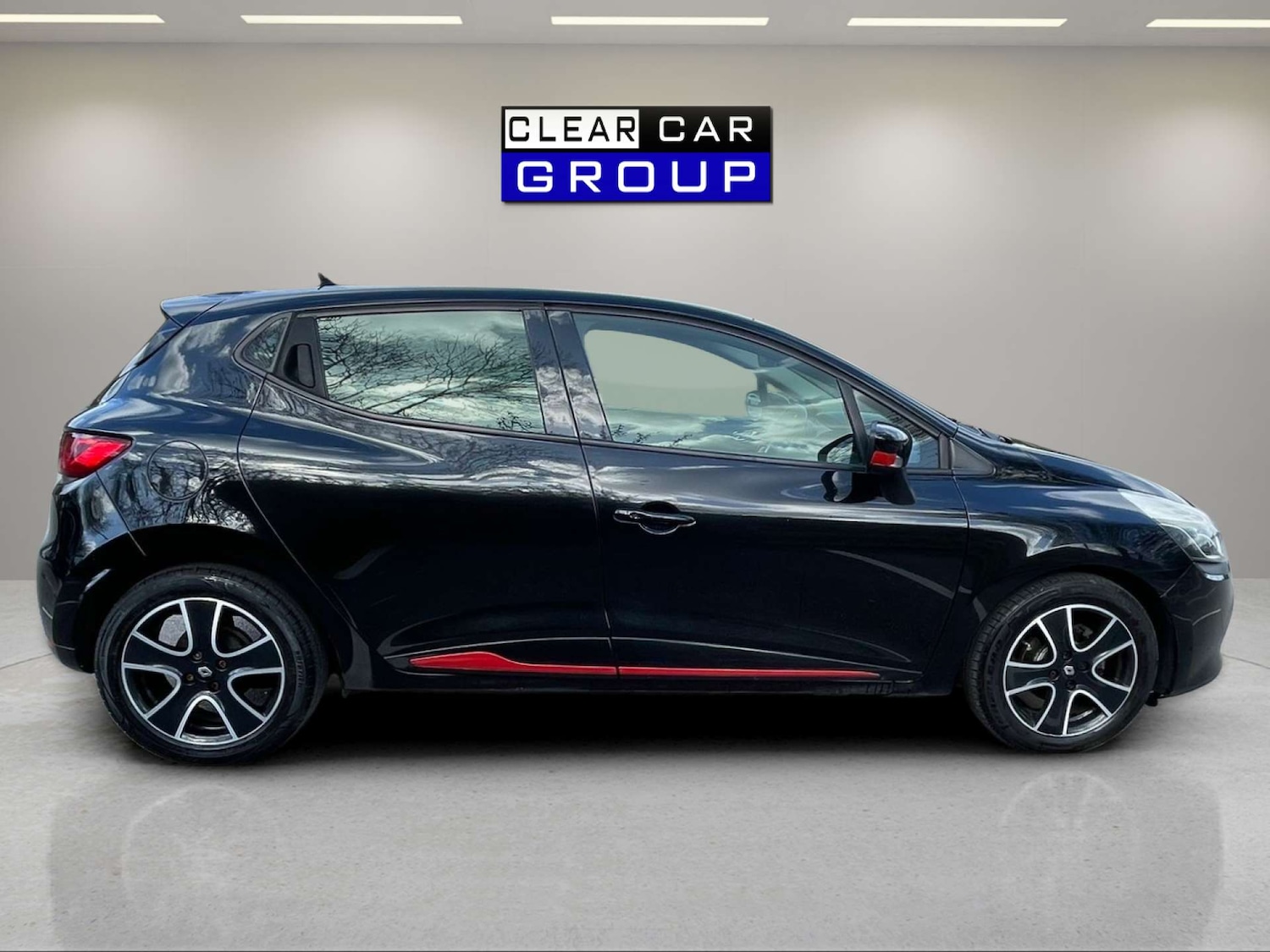 Used Renault Clio 2015 for sale - 78021327: Photo 4