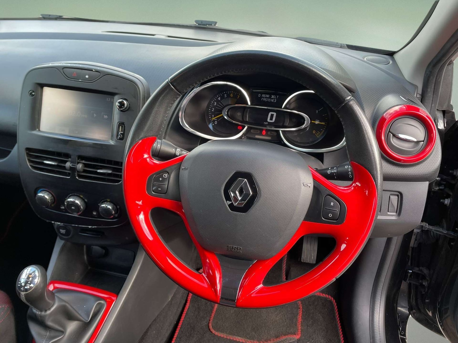 Used Renault Clio 2015 for sale - 78021327: Photo 7