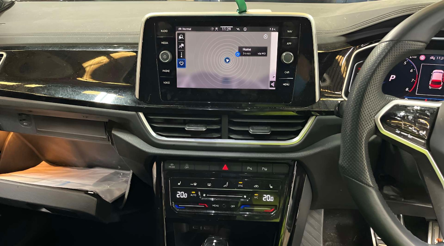 Used Volkswagen T-Roc 2023 for sale - 78128731: Photo 4