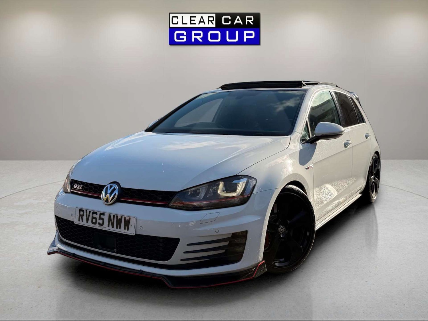 Used Volkswagen Golf 2015 for sale - 76453690: Photo 1