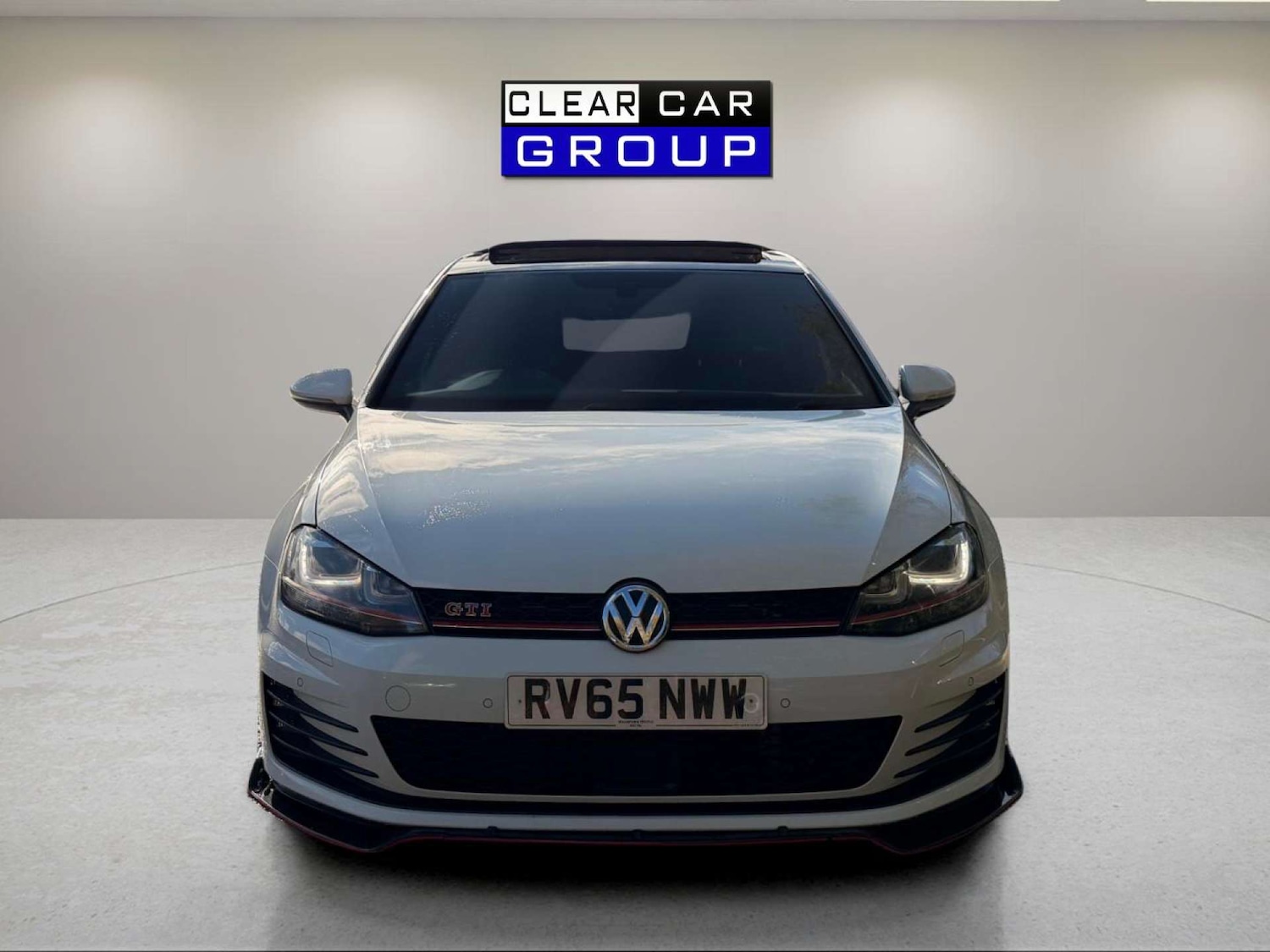 Used Volkswagen Golf 2015 for sale - 76453690: Photo 2