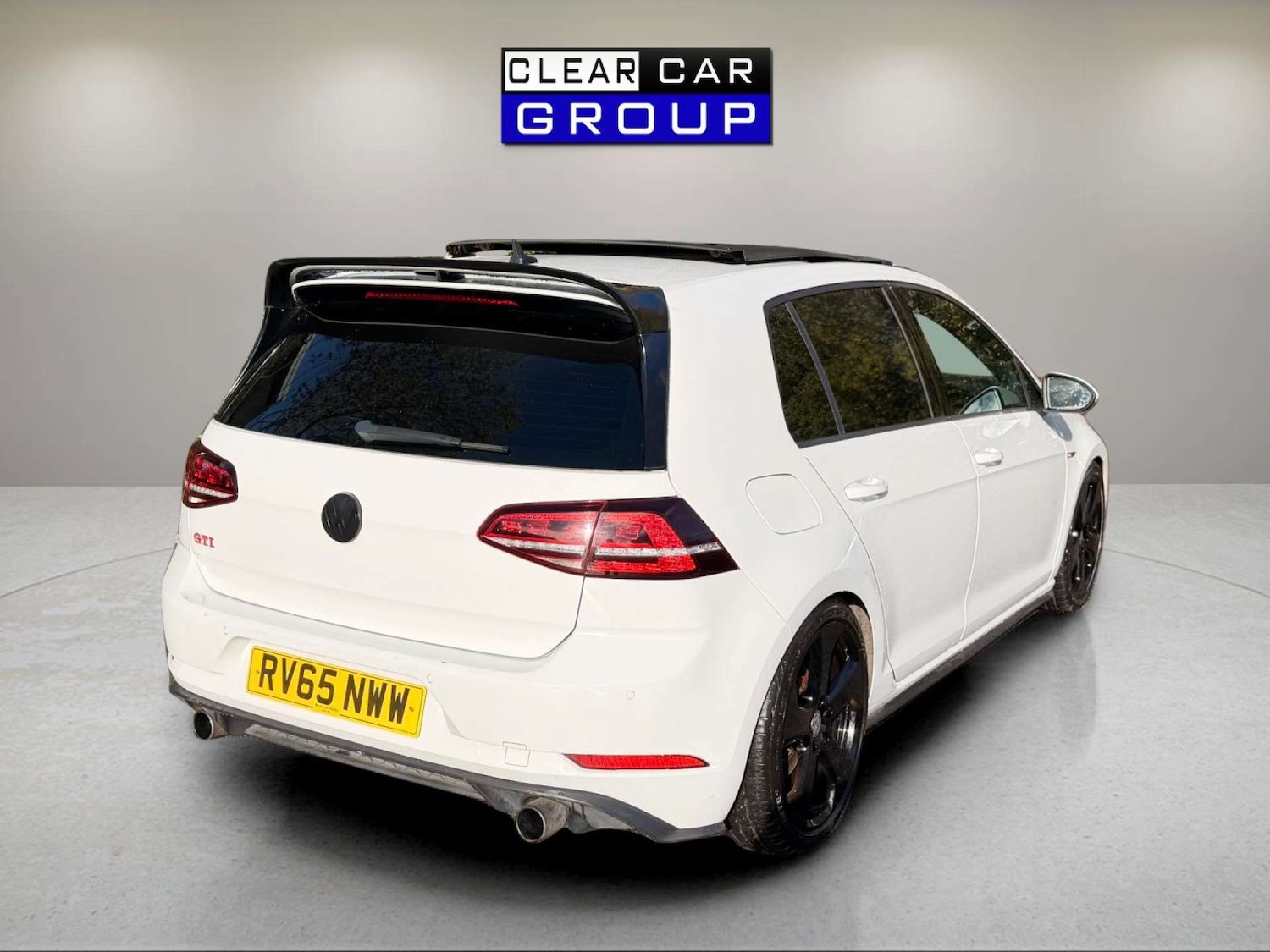 Used Volkswagen Golf 2015 for sale - 76453690: Photo 3