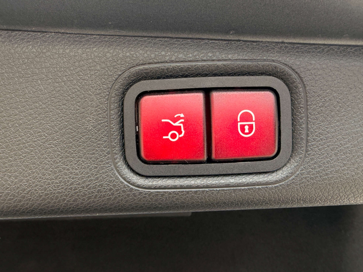 Used Mercedes-Benz E Class 2018 for sale - 78064291: Photo 16