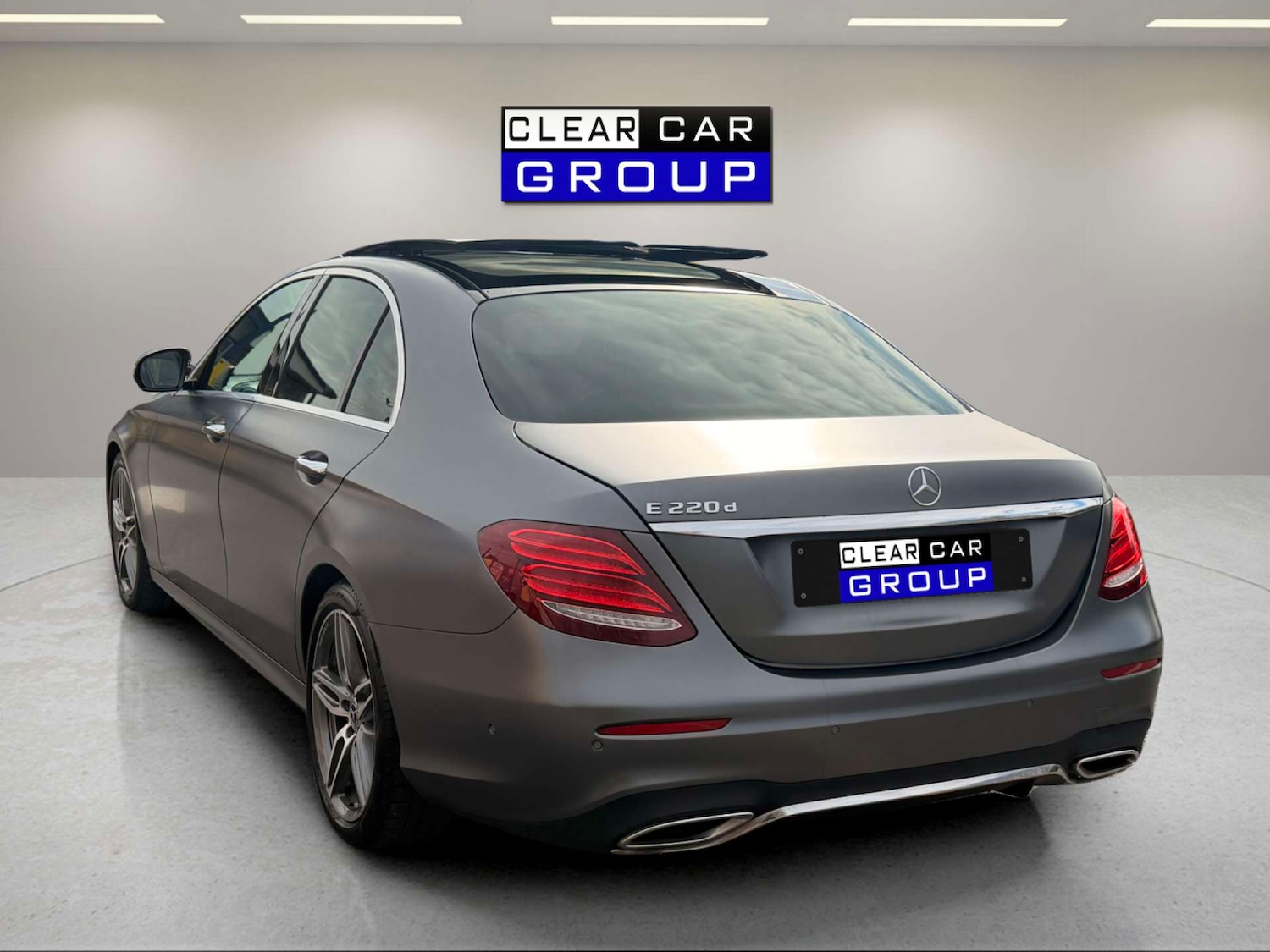 Used Mercedes-Benz E Class 2018 for sale - 78064291: Photo 2