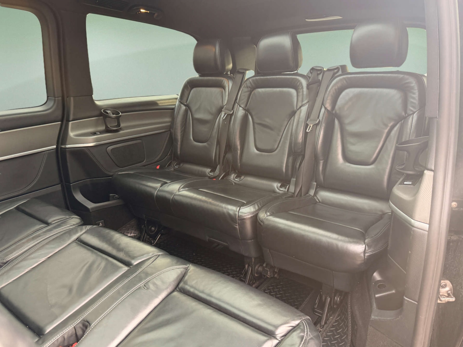 Used Mercedes-Benz V-Class 2017 for sale - 78021323: Photo 11