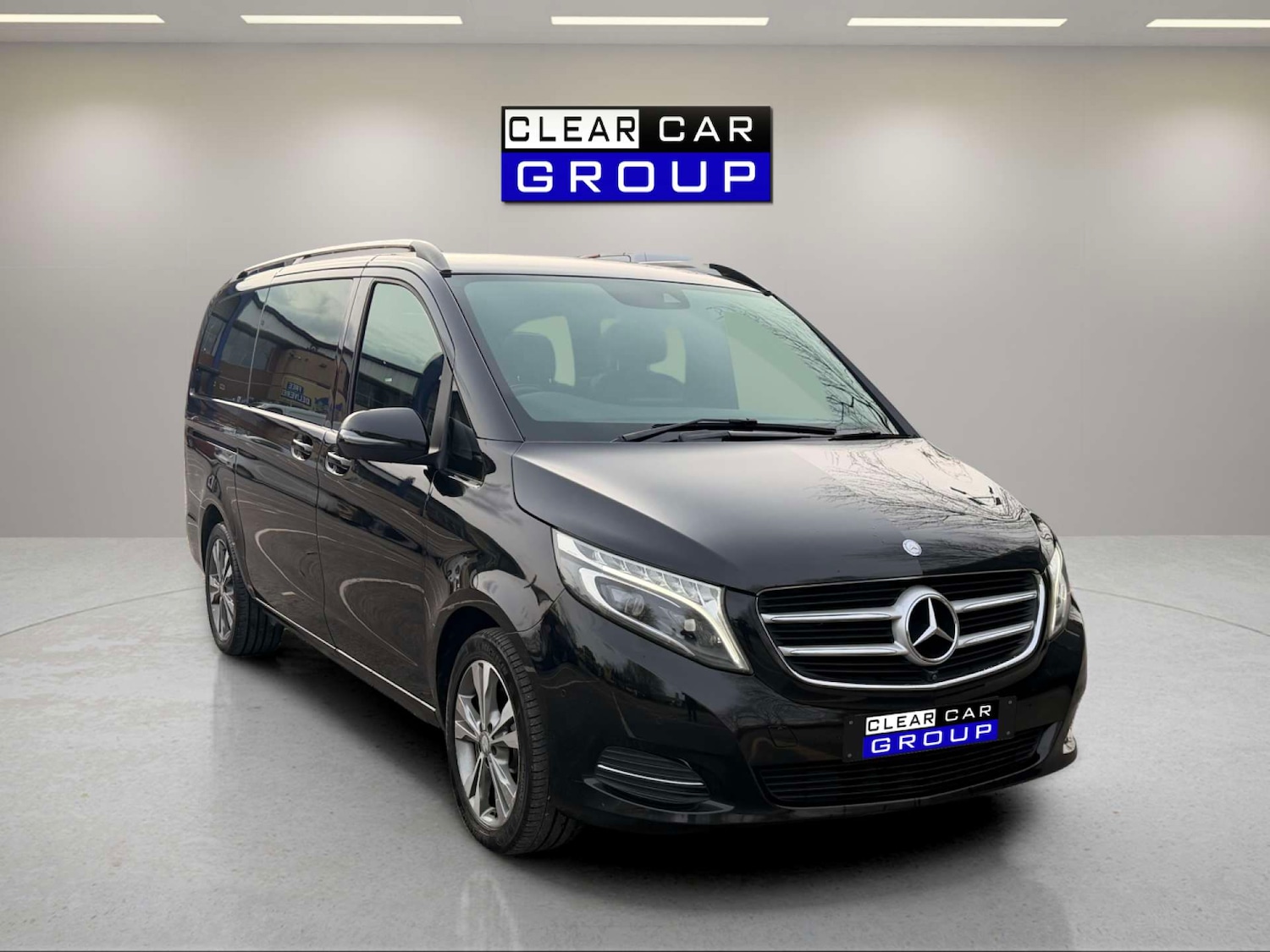 Used Mercedes-Benz V-Class 2017 for sale - 78021323: Photo 8
