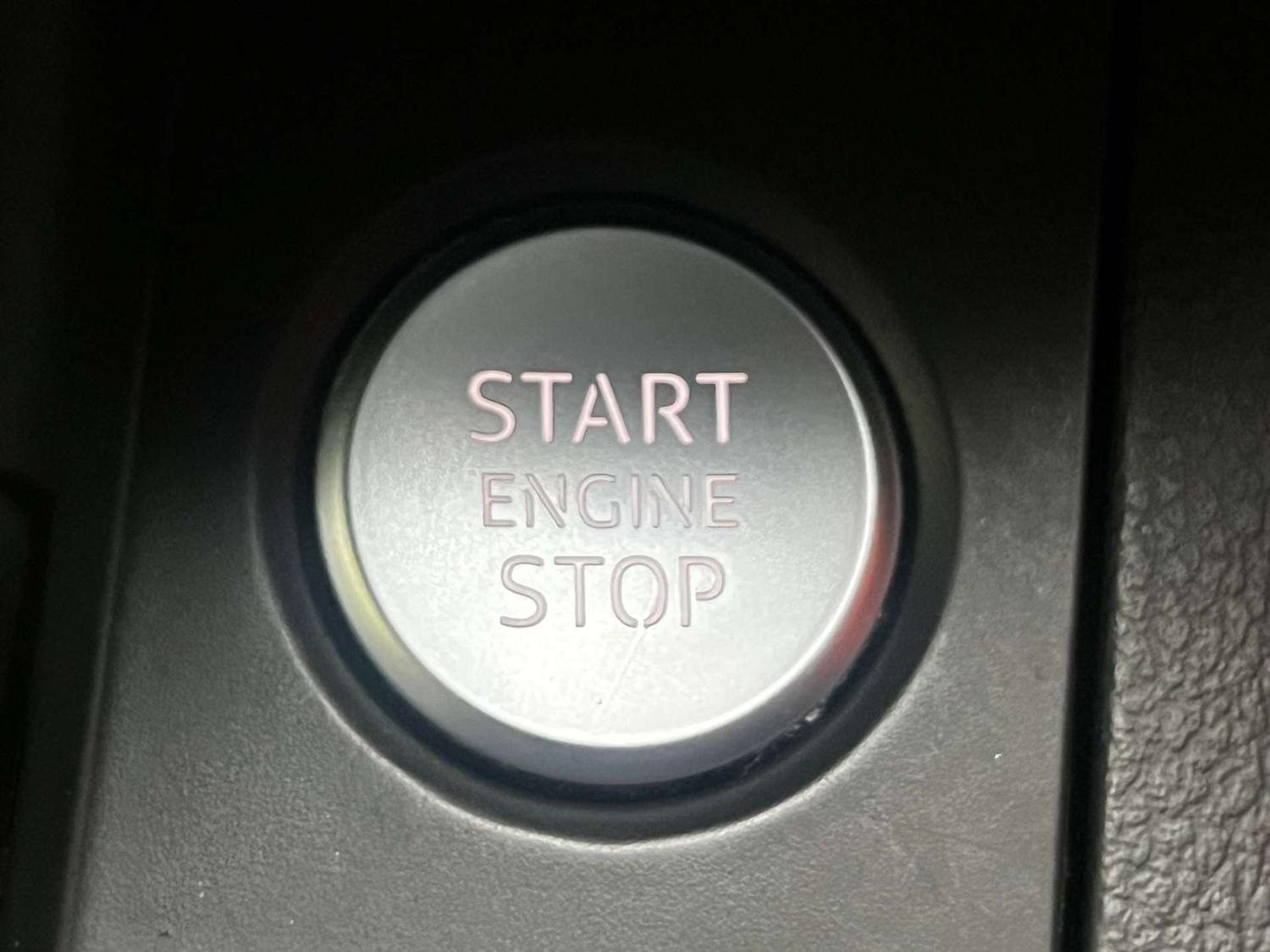 Used Audi A4 2017 for sale - 76357799: Photo 10