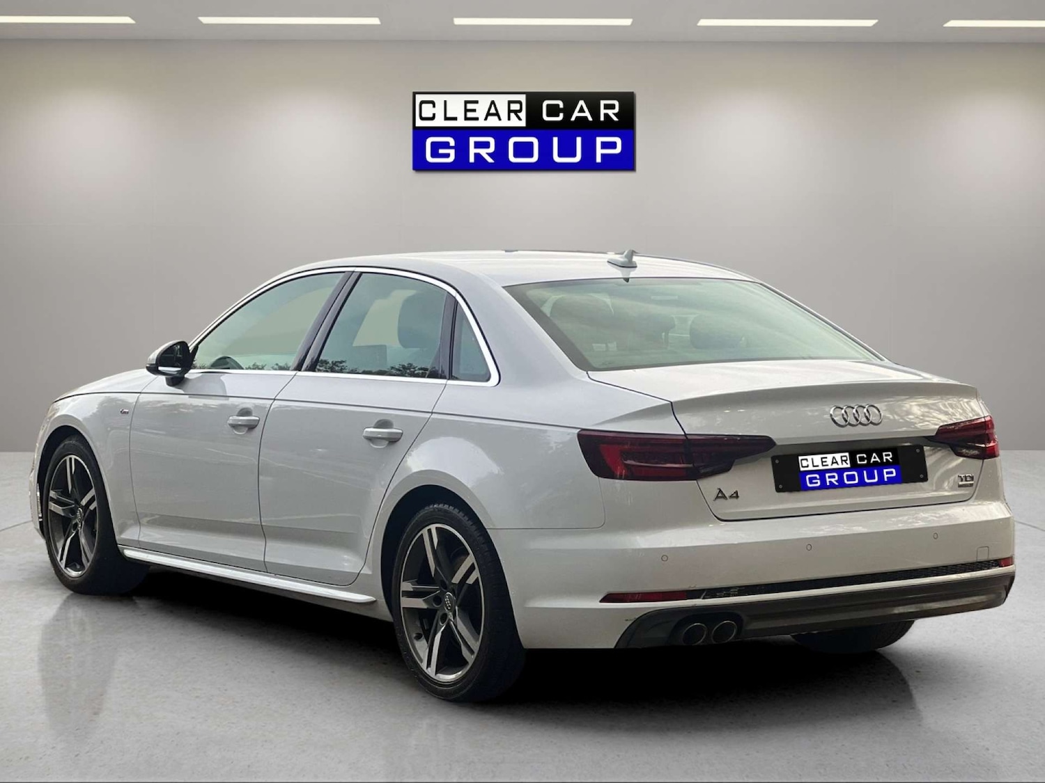 Used Audi A4 2017 for sale - 76357799: Photo 6