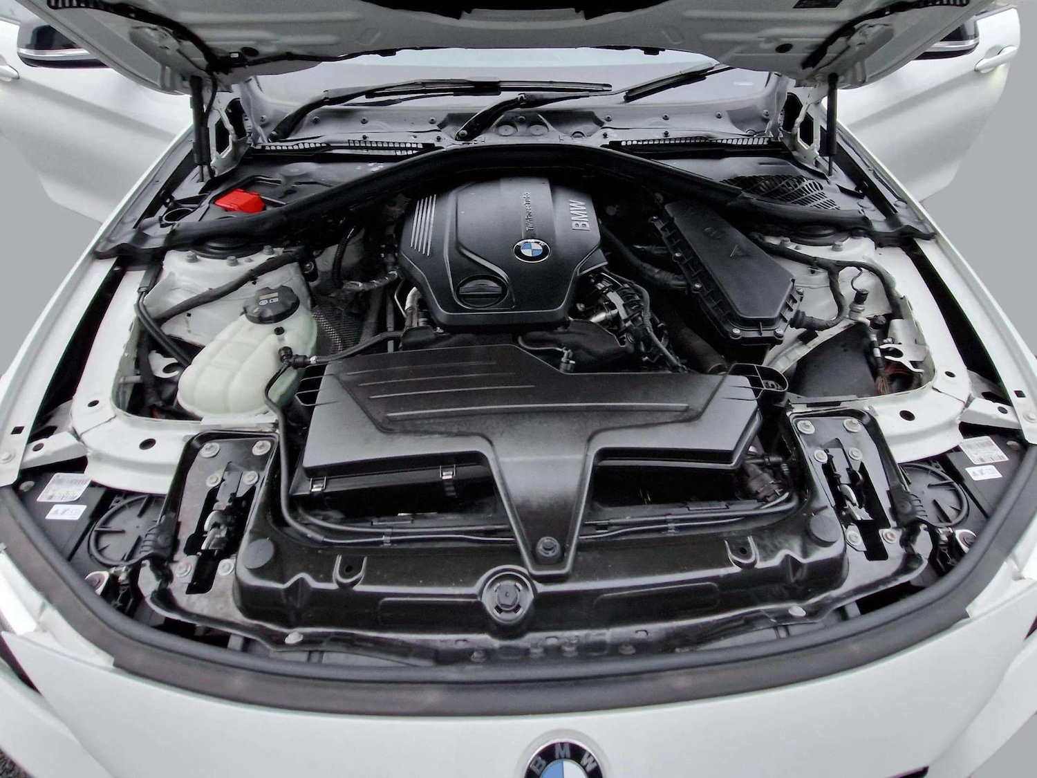 Used BMW 4 Series 2016 for sale - 76934269: Photo 32