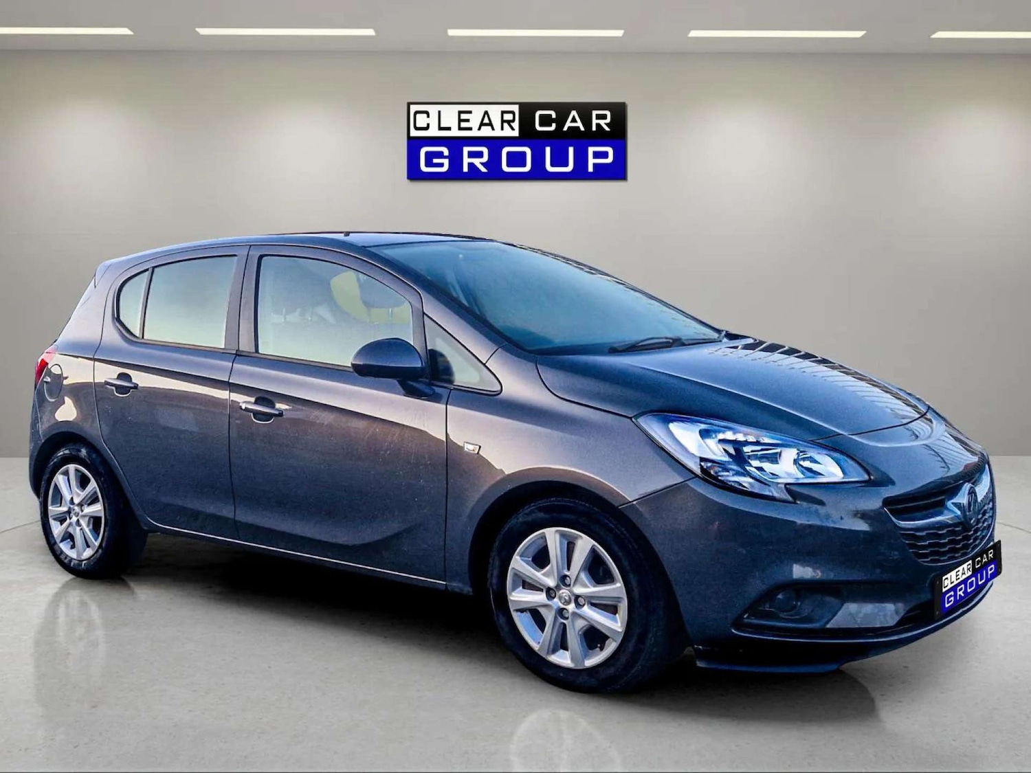 Used Vauxhall Corsa 2016 for sale - 77165821: Photo 2