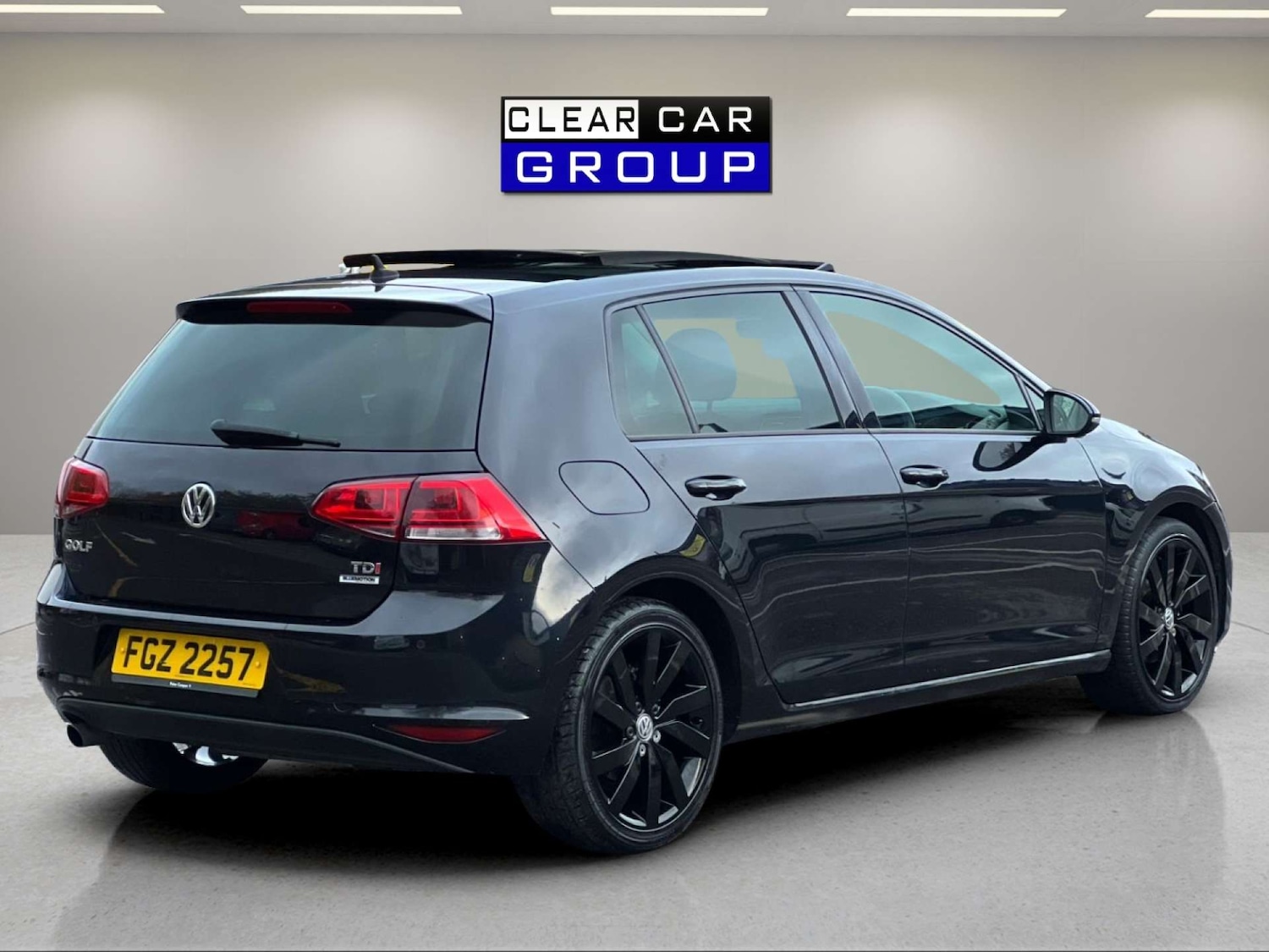 Used Volkswagen Golf 2017 for sale - 76416500: Photo 7