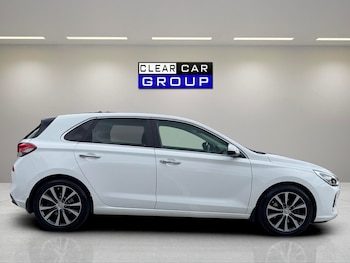 Used Hyundai i30 2017 for sale - 75536100: Photo