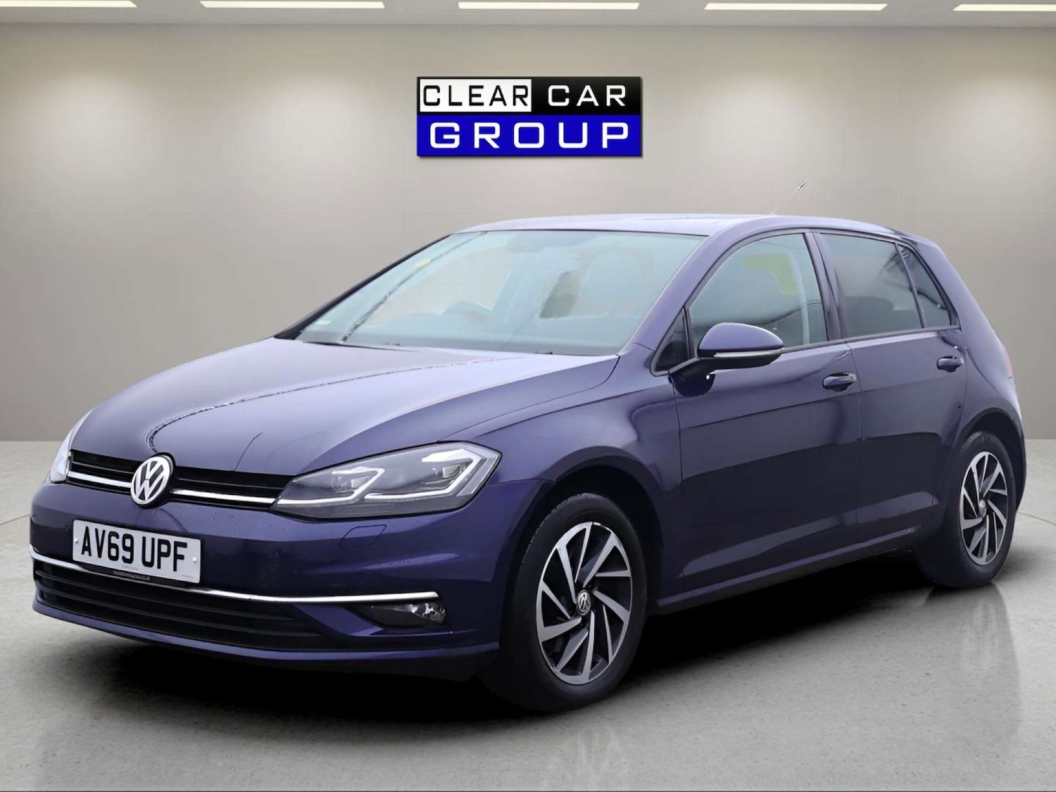 Used Volkswagen Golf 2019 for sale - 76557799: Photo 1