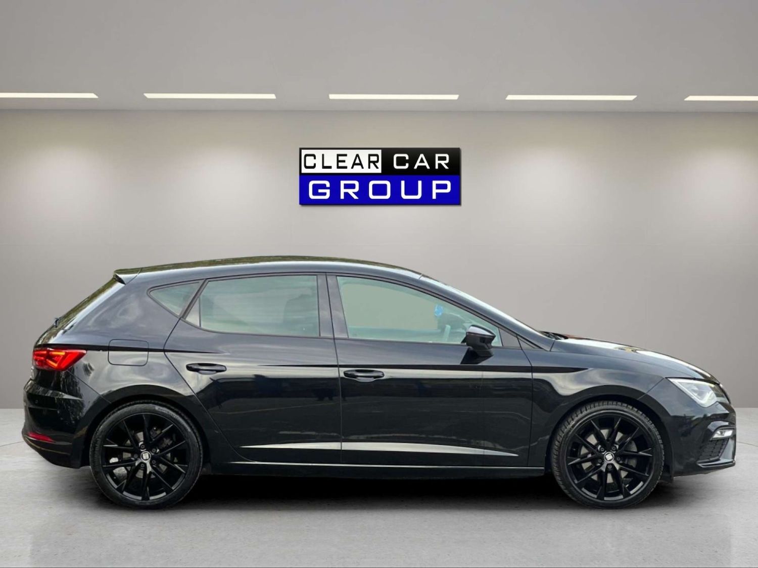Used SEAT Leon 2019 for sale - 76369007: Photo 5