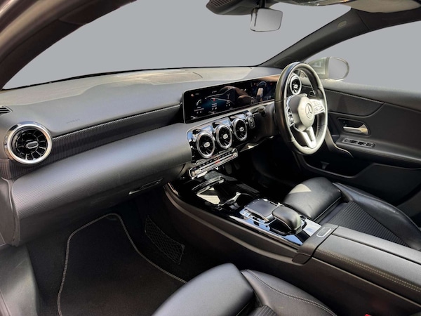 Used Mercedes-Benz A-Class 2018 for sale - 76107059: Photo 9