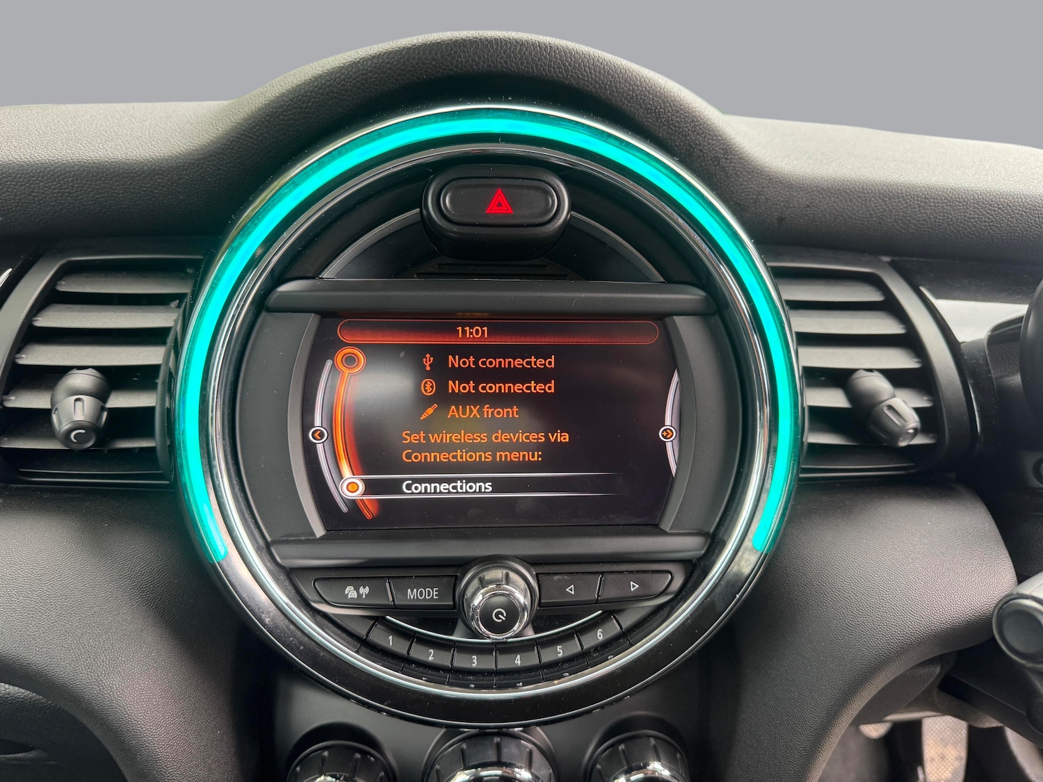 Used MINI Hatch 2015 for sale - 76352969: Photo 14