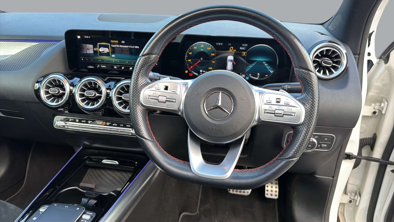 Used Mercedes-Benz GLA 2021 for sale - 76357819: Photo 10