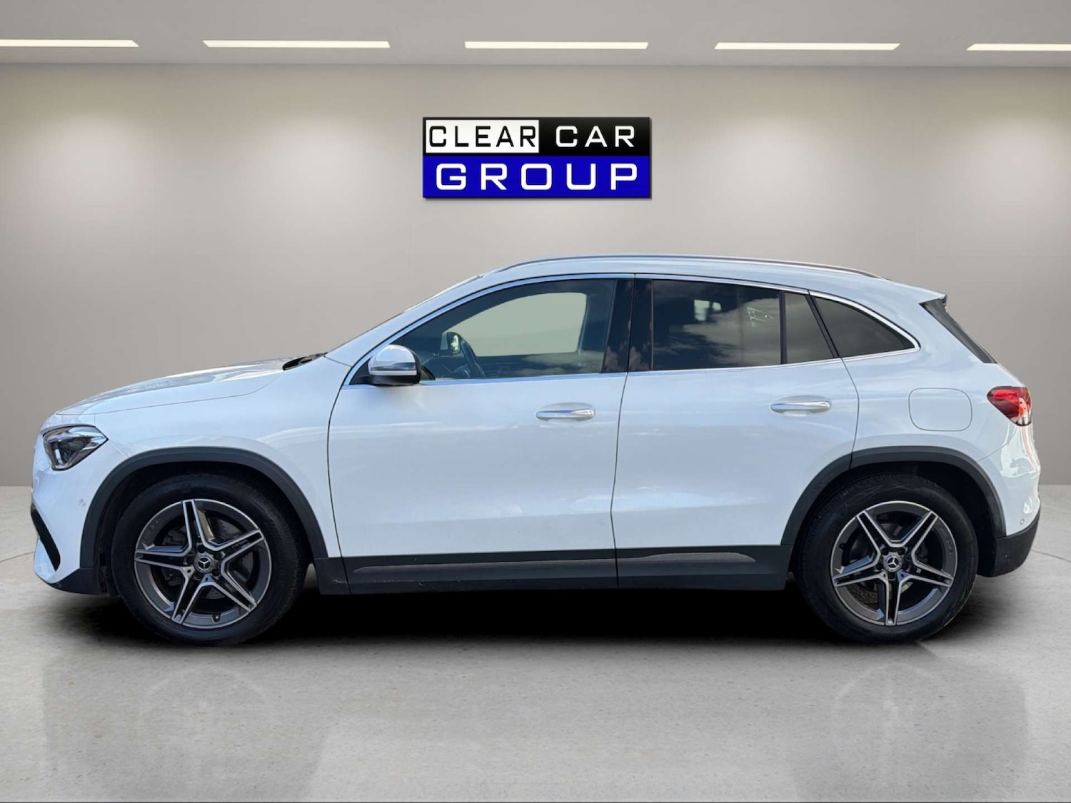 Used Mercedes-Benz GLA 2021 for sale - 76357819: Photo 2