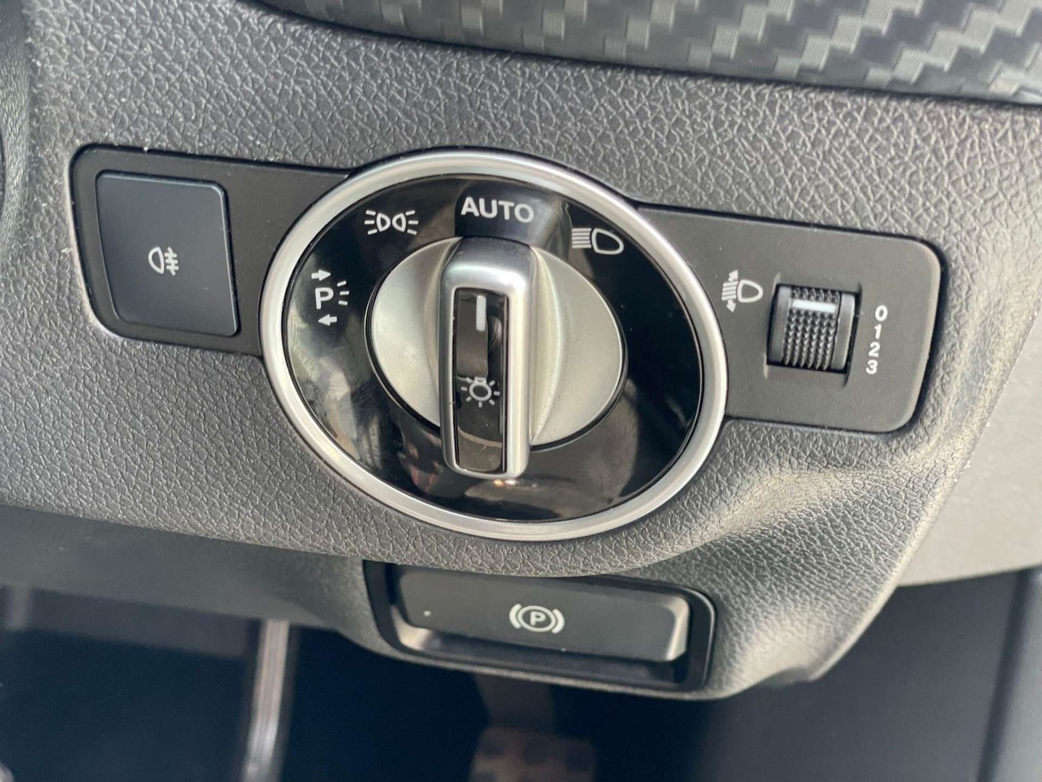 Used Mercedes-Benz A-Class 2017 for sale - 76107030: Photo 21