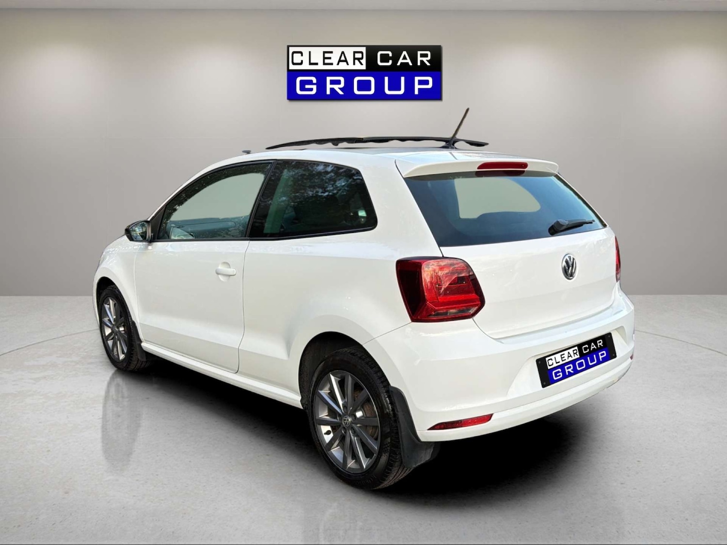 Used Volkswagen Polo 2014 for sale - 76357821: Photo 7