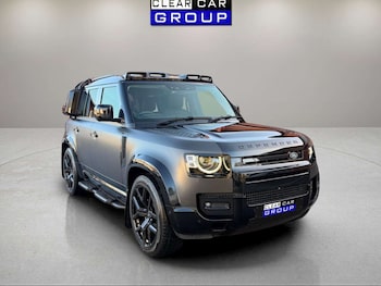 Used Land Rover Defender 2021 for sale - 78021301: Photo