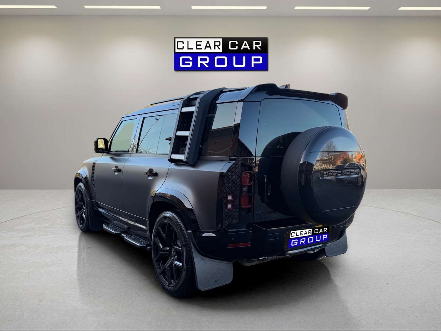 Used Land Rover Defender 2021 for sale - 78021301: Photo 5