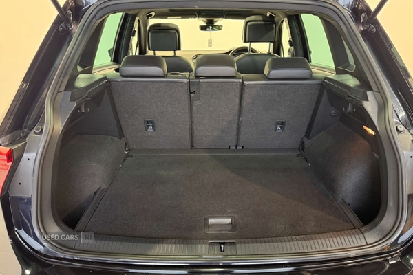 Used Volkswagen Tiguan 2018 for sale - 77456894: Photo 33