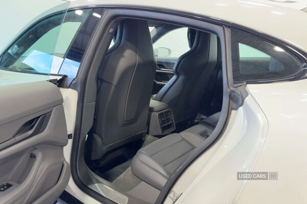 Used Porsche Taycan 2022 for sale - 77613255: Photo 32