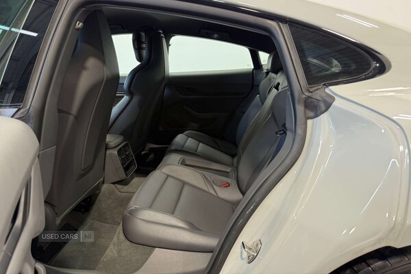 Used Porsche Taycan 2022 for sale - 77613255: Photo 33