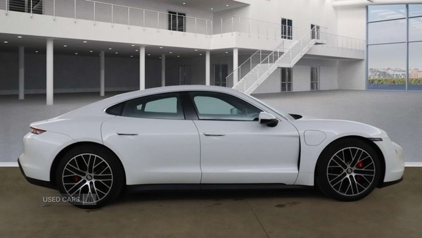 Used Porsche Taycan 2022 for sale - 77613255: Photo 4