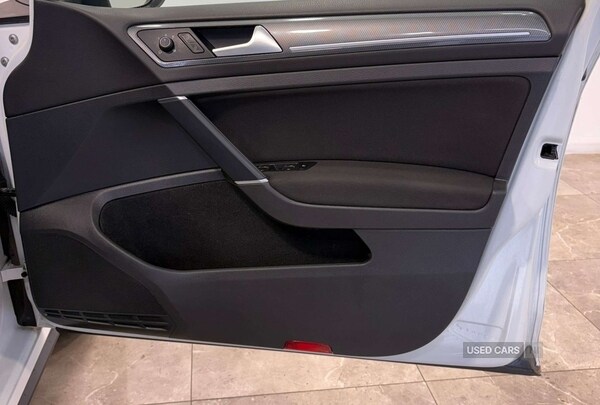 Used Volkswagen Golf 2019 for sale - 75659248: Photo 24