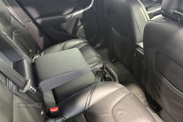 Used Volvo V40 2019 for sale - 76998341: Photo 28