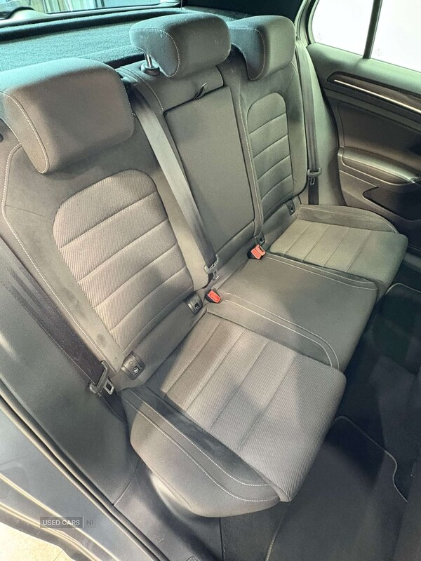 Used Volkswagen Golf 2019 for sale - 75709175: Photo 32