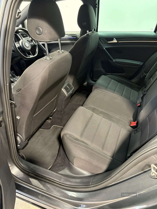 Used Volkswagen Golf 2019 for sale - 75709175: Photo 33