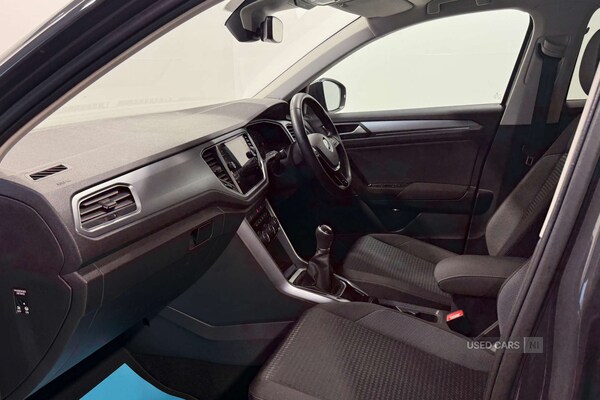 Used Volkswagen T-Roc 2021 for sale - 76002655: Photo 11