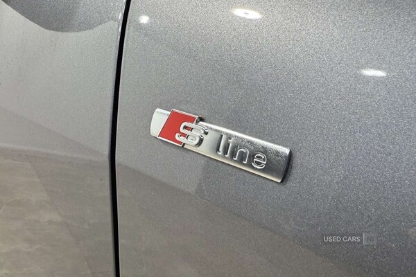 Used Audi Q4 e-tron 2022 for sale - 76359542: Photo 6