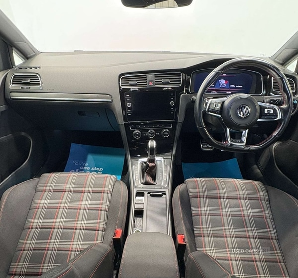 Used Volkswagen Golf 2018 for sale - 76441421: Photo 2