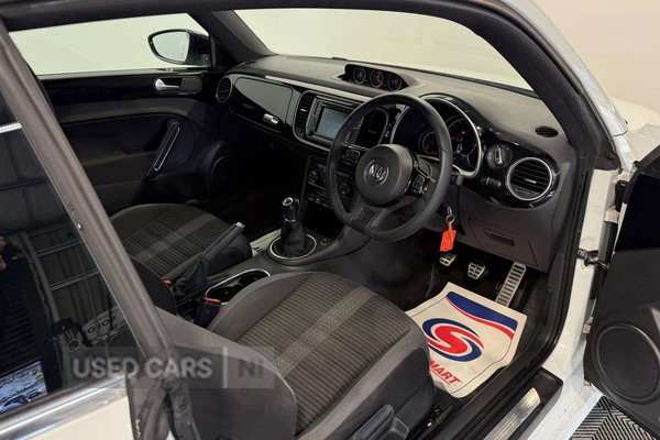 Used Volkswagen Beetle 2015 for sale - 77345889: Photo 16