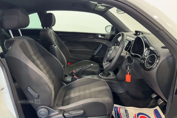 Used Volkswagen Beetle 2015 for sale - 77345889: Photo 17