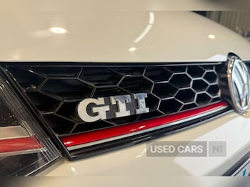 Used Volkswagen Polo 2016 for sale - 79039658: Photo