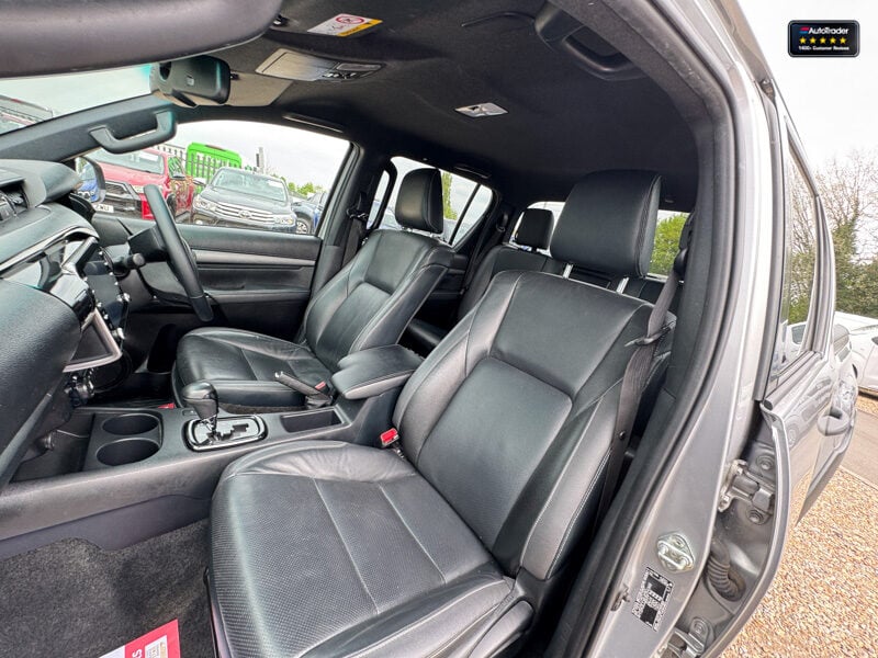 Used Toyota Hilux 2023 for sale - 77041752: Photo 18