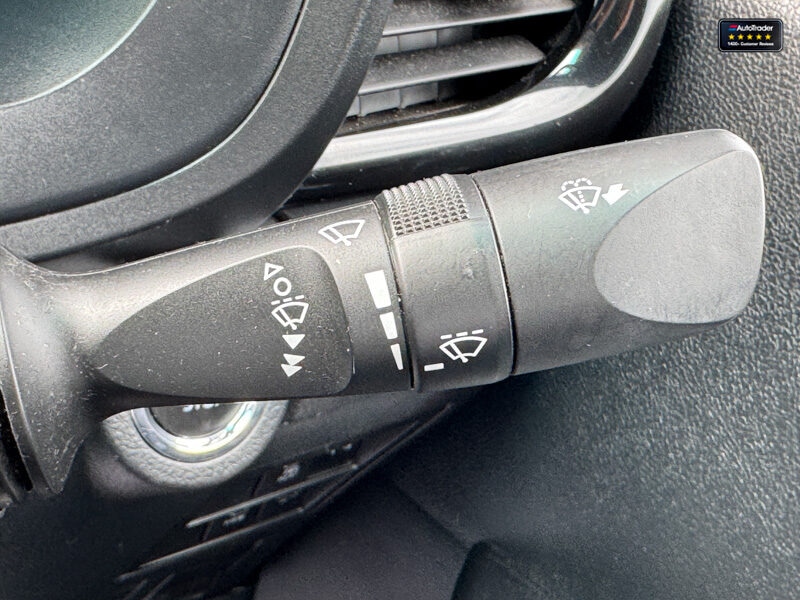 Used Toyota Hilux 2023 for sale - 77041752: Photo 24