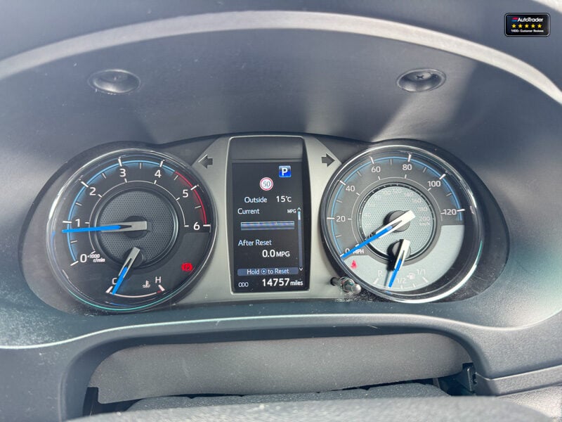 Used Toyota Hilux 2023 for sale - 77041752: Photo 25