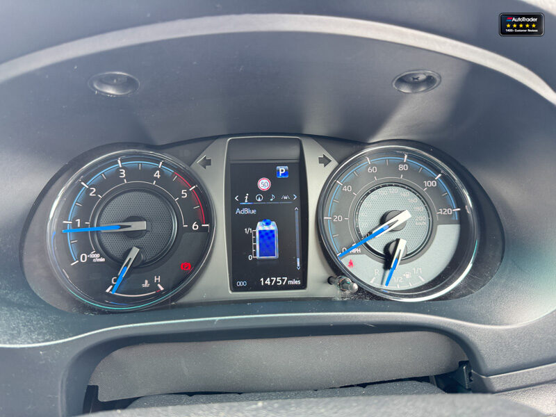 Used Toyota Hilux 2023 for sale - 77041752: Photo 29